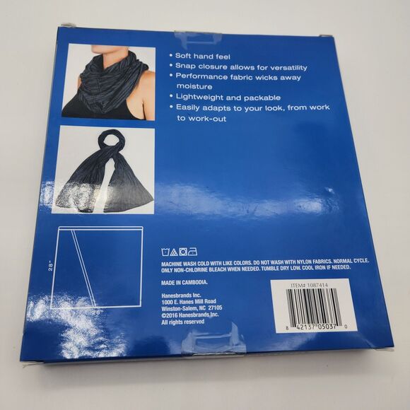 CHAMPION LIGHTWEIGHT SNAP SCARF NEW IN BOX - Picture 2 of 2